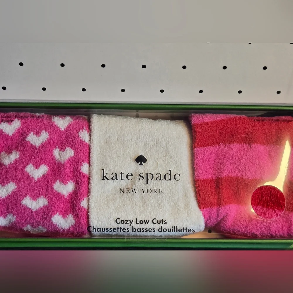 Kate Spade 3 Pairs Cozy Low Cut Socks Gift Set - Picture 2 of 6